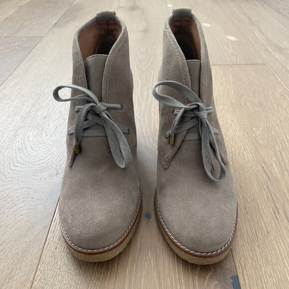 Coach Boots Women 9.5 B Ankle Booties Nikol Tan Beige Suede Heels Turnlock - Picture 10 of 13